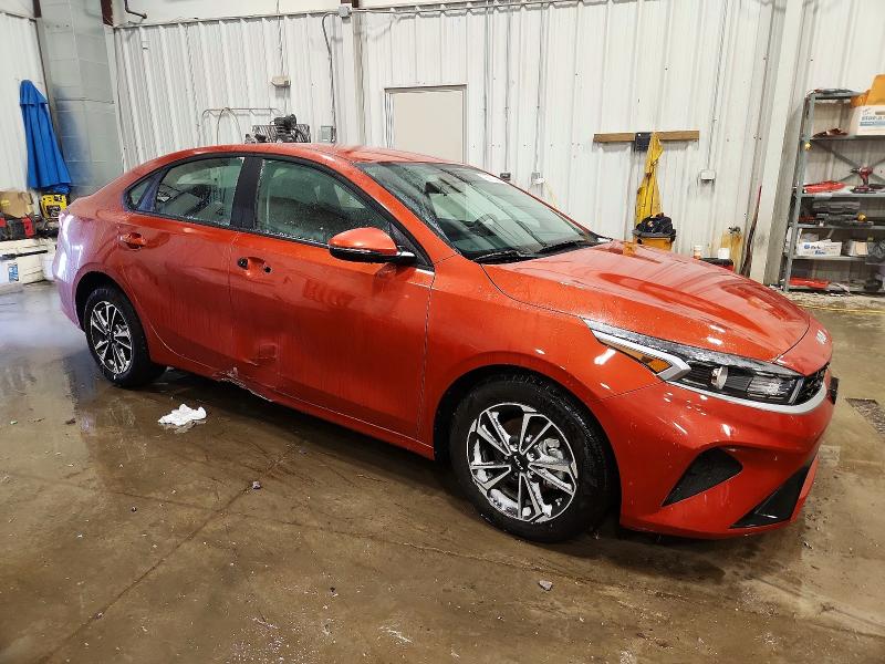 2024 Kia Forte მანქანა იყიდება აუქციონზე, vin: 3KPF24AD1RE708369, აუქციონის ნომერი: 99903445