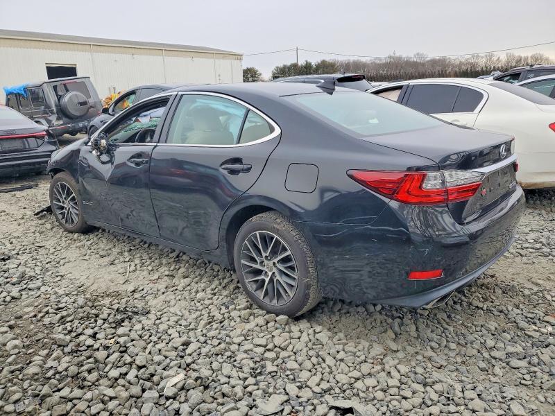 97495915 :رقم المزاد ، 58ABK1GG7JU081895 vin ، 2018 Lexus Es مزاد بيع