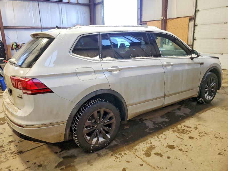 Продаж на аукціоні авто 2018 Volkswagen Tiguan, vin: 3VV4B7AX0JM217113, номер лоту: 98553455