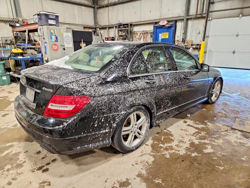Продаж на аукціоні авто 2013 Mercedes-benz C, vin: WDDGF8AB9DA825374, номер лоту: 72997935