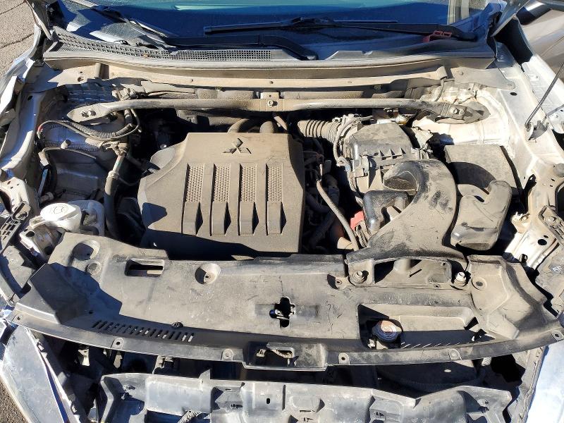 2018 Mitsubishi Eclipse Cross მანქანა იყიდება აუქციონზე, vin: JA4AT4AA2JZ047743, აუქციონის ნომერი: 99043385
