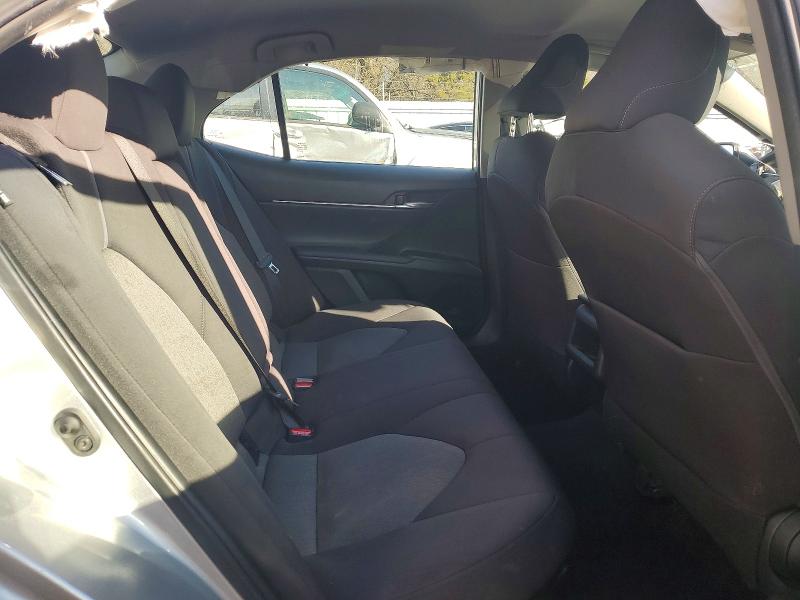 73383415 :رقم المزاد ، 4T1C31AKXMU027288 vin ، 2021 Toyota Camry Hybrid مزاد بيع