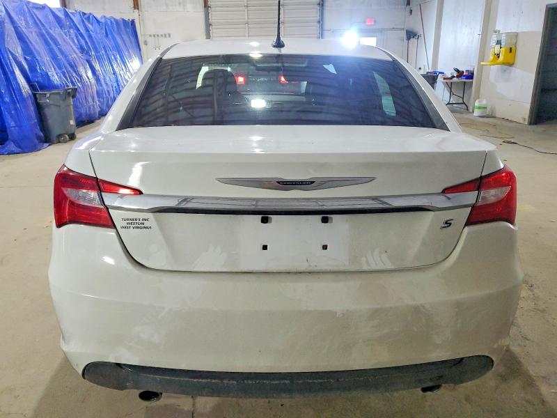 2012 Chrysler 200 Tourin მანქანა იყიდება აუქციონზე, vin: 1C3CCBBG4CN302901, აუქციონის ნომერი: 73272505