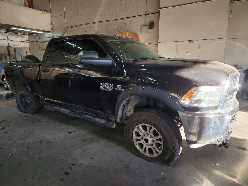 99813275 :رقم المزاد ، 3C6UR5CL8JG379702 vin ، 2018 Ram 2500 مزاد بيع