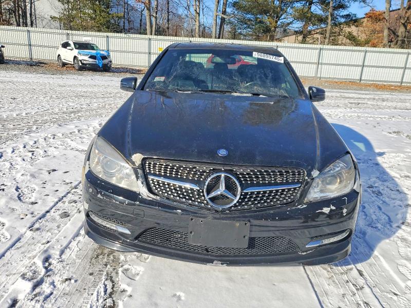 2011 Mercedes-benz C მანქანა იყიდება აუქციონზე, vin: WDDGF8BB8BR156205, აუქციონის ნომერი: 98895745