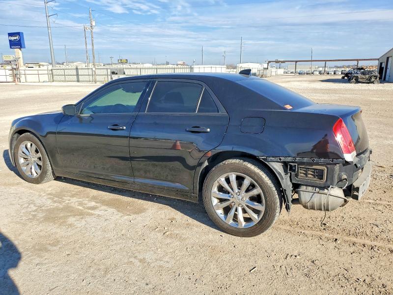 Aukcja sprzedaży 2016 Chrysler 300c, vin: 2C3CCAKG8GH261827, numer aukcji: 99774055