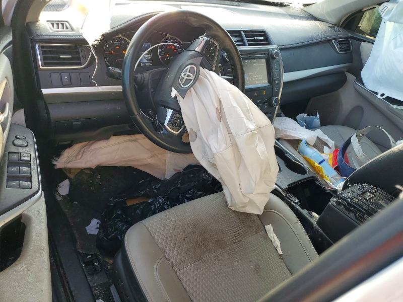 74092055 :رقم المزاد ، 4T1BF1FK6FU051862 vin ، 2015 Toyota Camry مزاد بيع