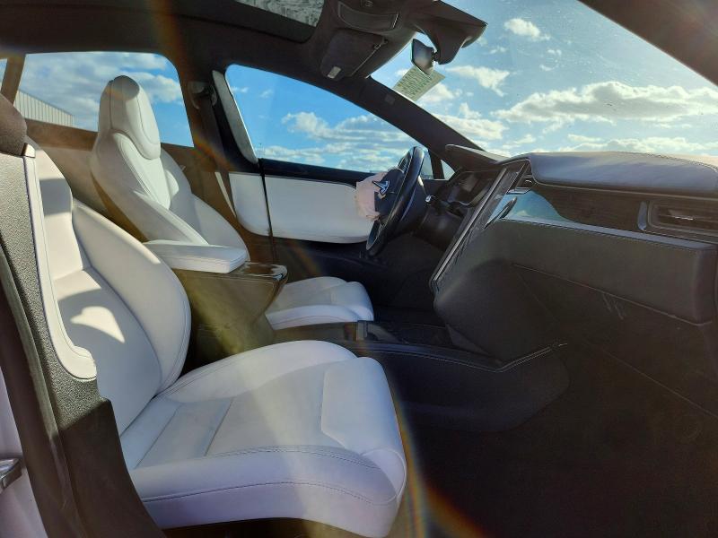 2018 Tesla Model S მანქანა იყიდება აუქციონზე, vin: 5YJSA1E20JF269995, აუქციონის ნომერი: 73033685