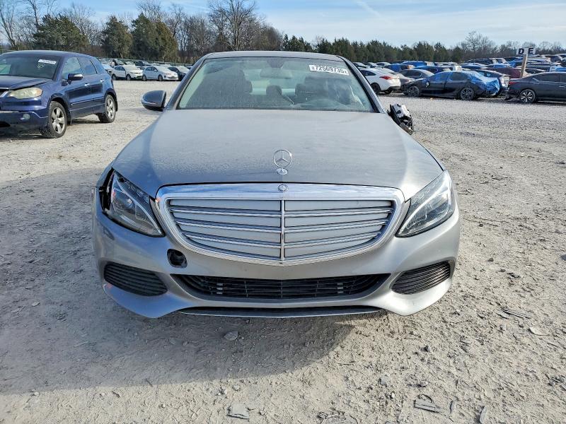 2015 Mercedes-benz C მანქანა იყიდება აუქციონზე, vin: 55SWF4KB7FU014615, აუქციონის ნომერი: 72569735