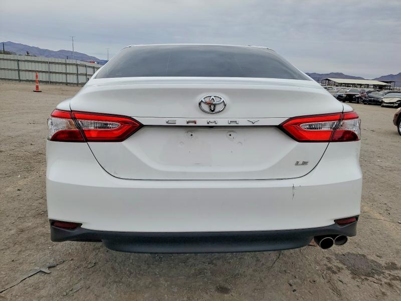 2018 Toyota Camry მანქანა იყიდება აუქციონზე, vin: JTNB11HK0J3070966, აუქციონის ნომერი: 98604165