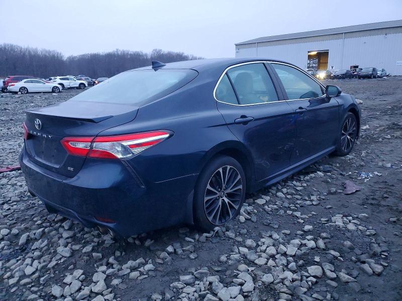 2020 Toyota Camry მანქანა იყიდება აუქციონზე, vin: 4T1G11AK9LU877631, აუქციონის ნომერი: 99421445