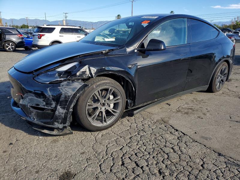 2025 Tesla Model Y მანქანა იყიდება აუქციონზე, vin: 7SAYGAEE2SF284182, აუქციონის ნომერი: 72400305