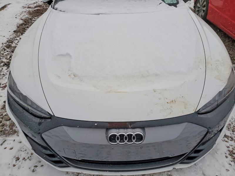 2022 Audi E-tron Gt მანქანა იყიდება აუქციონზე, vin: WAUDJBFW9N7003898, აუქციონის ნომერი: 99373555