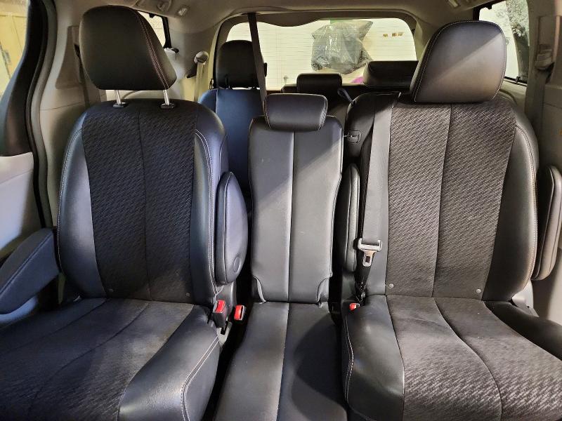 Aukcja sprzedaży 2011 Toyota Sienna Spo, vin: 5TDXK3DC4BS035140, numer aukcji: 74872415