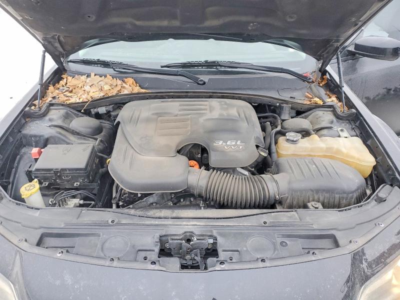 73497555 :رقم المزاد ، 2C3CCAAGXJH338450 vin ، 2018 Chrysler 300 مزاد بيع