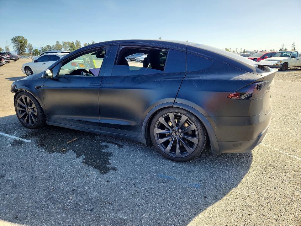 74792355 :رقم المزاد ، 7SAXCBE58NF328381 vin ، 2022 Tesla Model X مزاد بيع