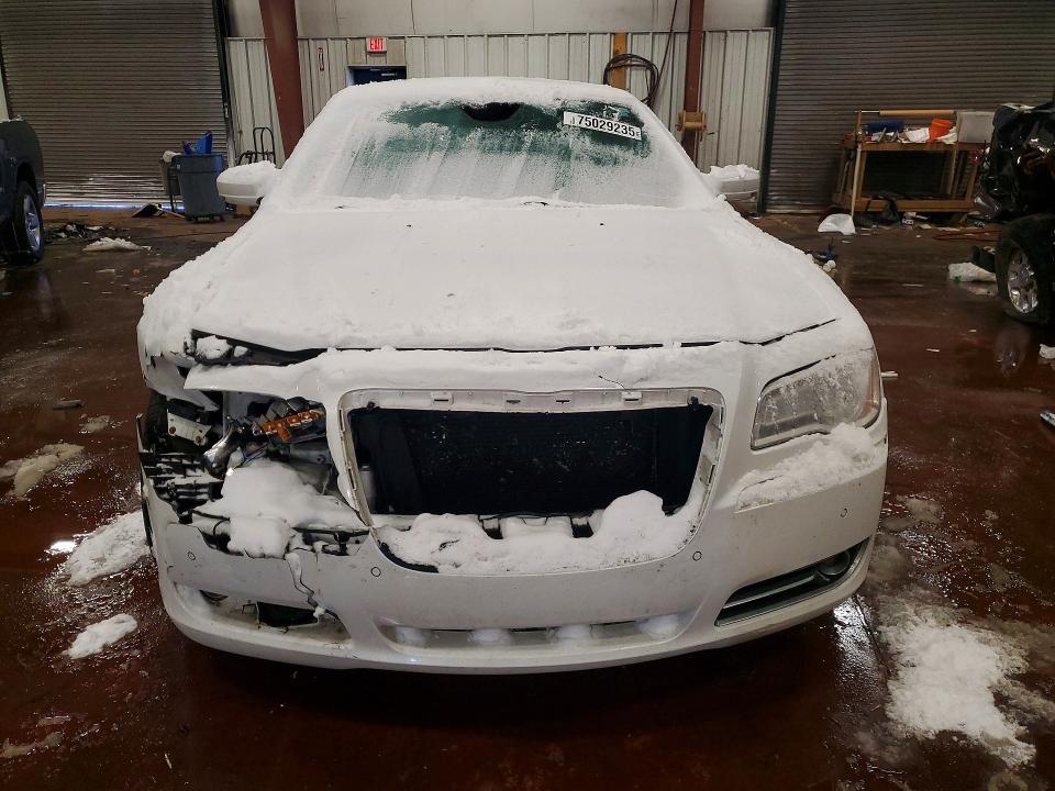 75029235 :رقم المزاد ، 2C3CCARG7EH229275 vin ، 2014 Chrysler 300 مزاد بيع