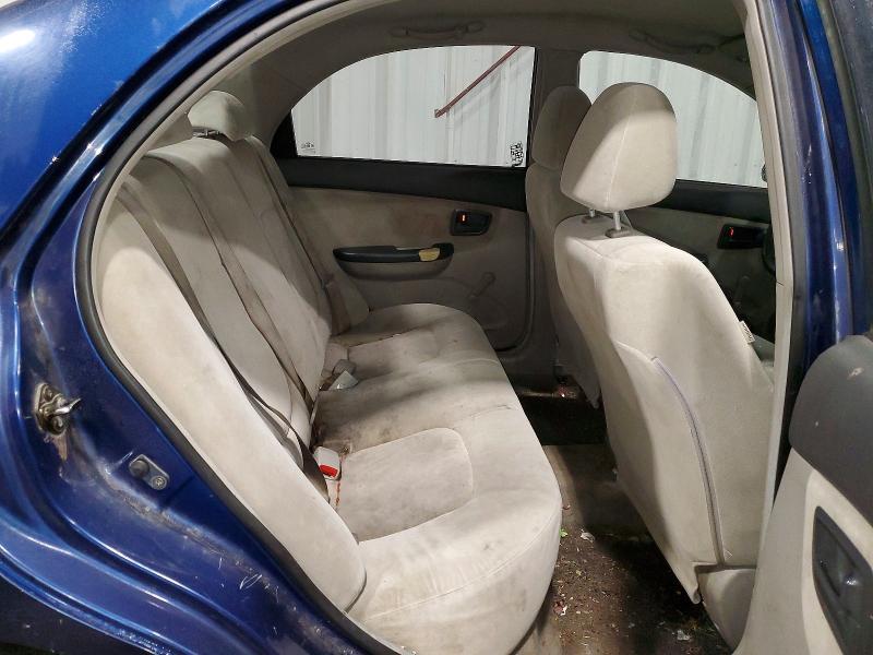 Продаж на аукціоні авто 2004 Kia Spectra, vin: KNAFE121145046501, номер лоту: 98856545