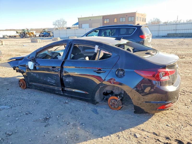 99239955 :رقم المزاد ، 5NPD84LF3LH549023 vin ، 2020 Hyundai Elantra مزاد بيع