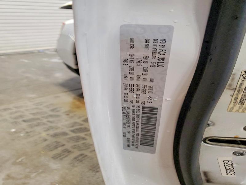 98468925 :رقم المزاد ، 1C4NJDEB0GD755320 vin ، 2016 Jeep Compass مزاد بيع