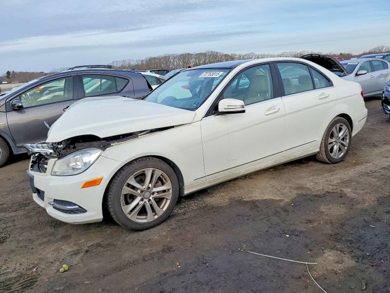 72763815 :رقم المزاد ، WDDGF8BB3CR197262 vin ، 2012 Mercedes-benz C مزاد بيع