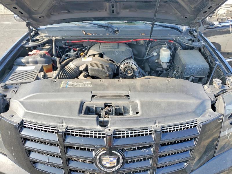 Продажа на аукционе авто 2008 Cadillac Escalade, vin: 1GYFK66898R230304, номер лота: 75241525