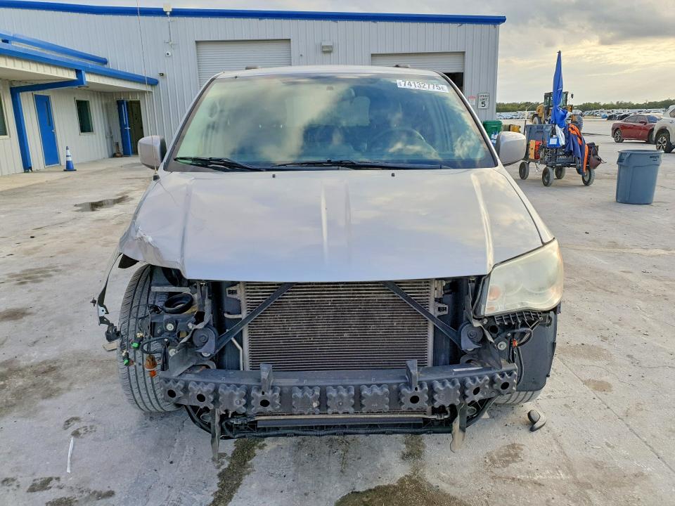 2013 Chrysler Town & Country მანქანა იყიდება აუქციონზე, vin: 2C4RC1BGXDR821875, აუქციონის ნომერი: 74132775