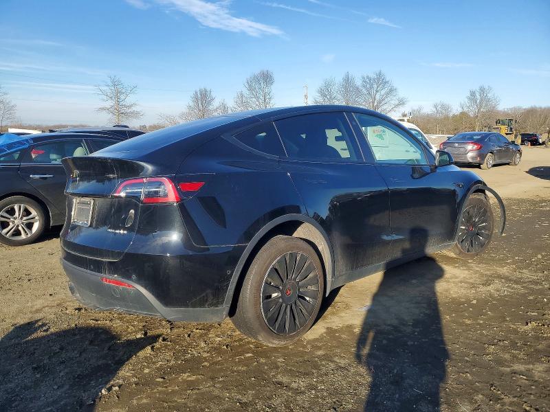 73062775 :رقم المزاد ، 7SAYGDEE8NF376032 vin ، 2022 Tesla Model Y مزاد بيع