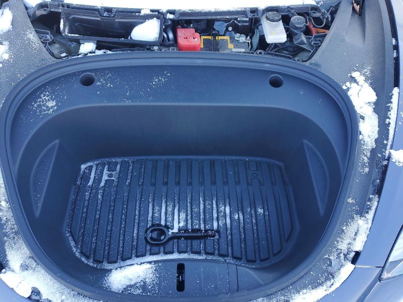Продажа на аукционе авто 2021 Tesla Model 3, vin: 5YJ3E1EB0MF901911, номер лота: 99989075
