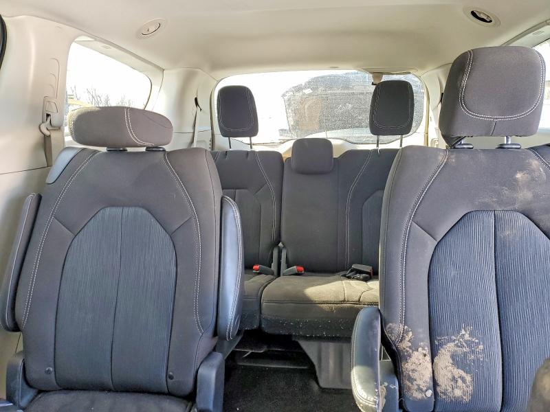 Продажа на аукционе авто 2022 Chrysler Voyager, vin: 2C4RC1CG1NR104684, номер лота: 75424815