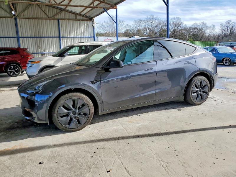 Auction sale of the 2024 Tesla Model Y, vin: 7SAYGAEE8RF179527, lot number: 72539105