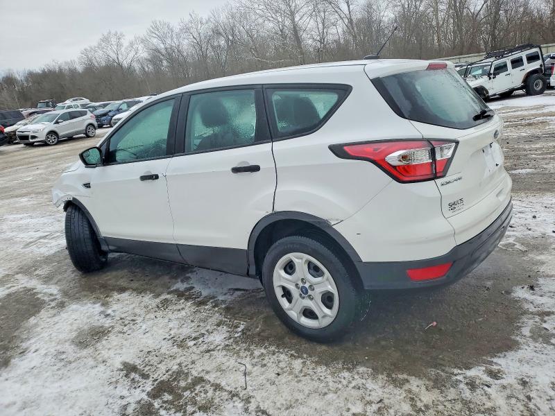 73038745 :رقم المزاد ، 1FMCU0F75HUB00245 vin ، 2017 Ford Escape مزاد بيع