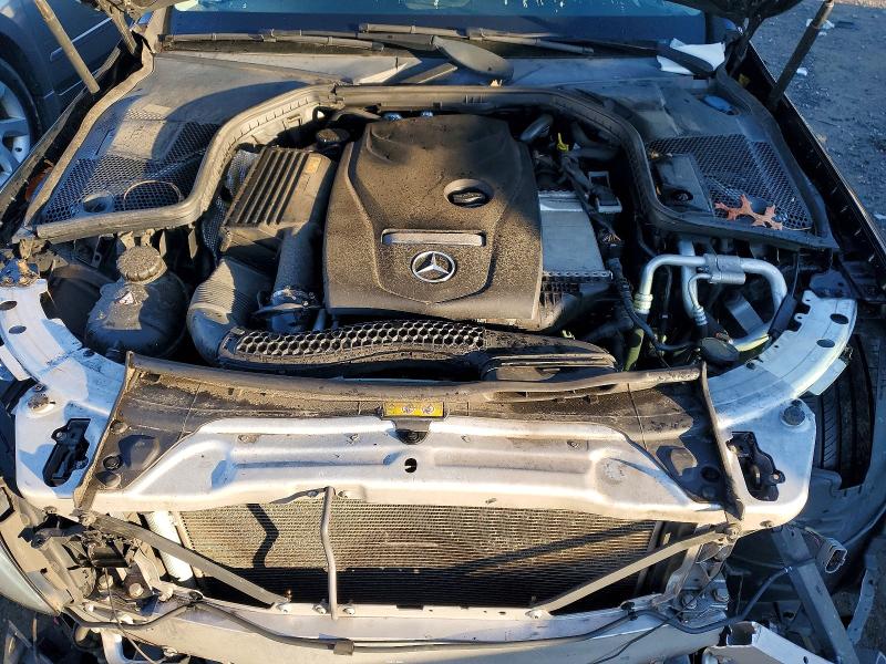 97731045 :رقم المزاد ، 55SWF4KB4GU114611 vin ، 2016 Mercedes-benz C مزاد بيع