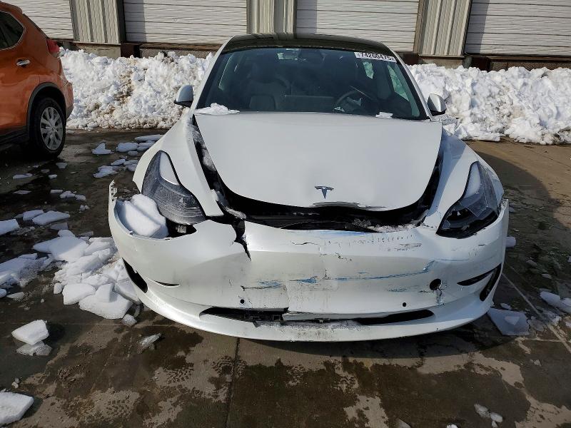 Продажа на аукционе авто 2022 Tesla Model 3, vin: 5YJ3E1EC1NF163806, номер лота: 74260475