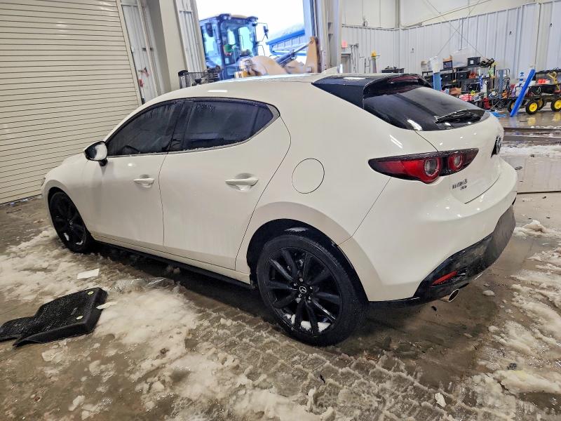 Auction sale of the 2023 Mazda 3 Premium, vin: JM1BPBMM6P1611880, lot number: 73722545