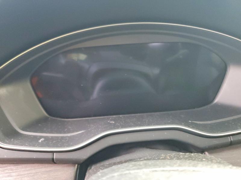 72219215 :رقم المزاد ، WA1CAAFY2M2068835 vin ، 2021 Audi Q5 مزاد بيع