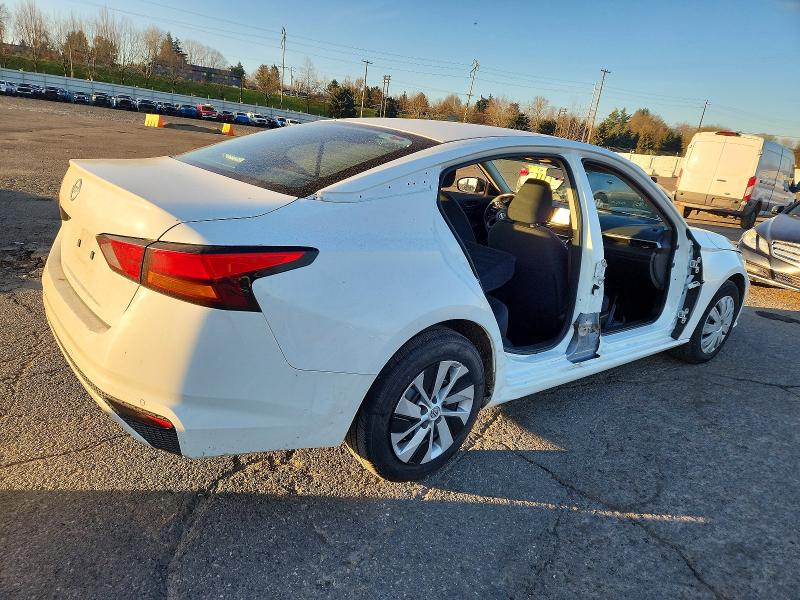 74589065 :رقم المزاد ، 1N4BL4BVXRN369888 vin ، 2024 Niss Altima مزاد بيع