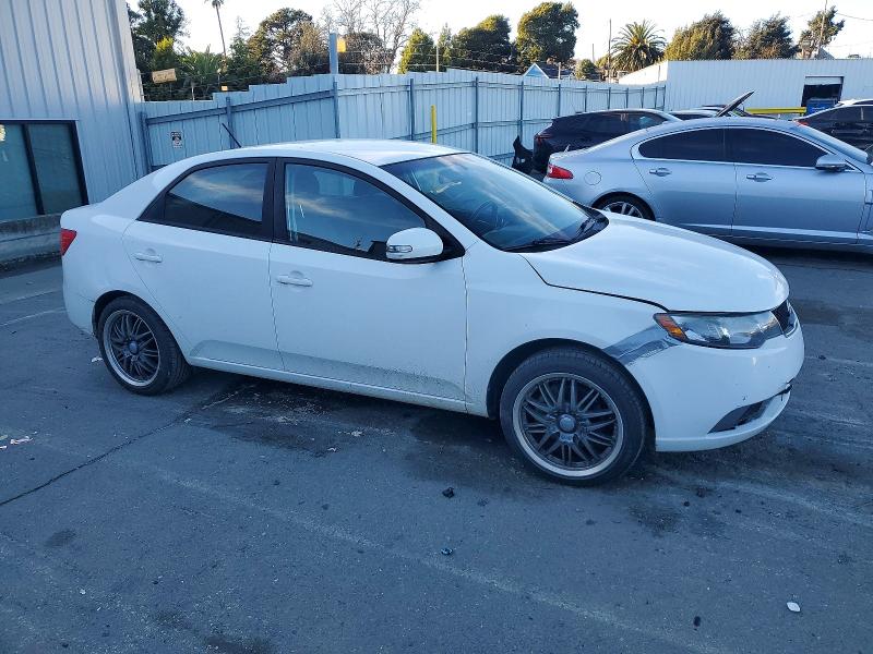 2010 Kia Forte მანქანა იყიდება აუქციონზე, vin: KNAFU4A23A5881221, აუქციონის ნომერი: 72269795