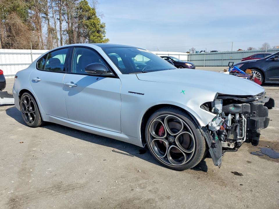 Продаж на аукціоні авто 2024 Alfa Romeo Giulia, vin: ZARFAMBN2R7677584, номер лоту: 74227135