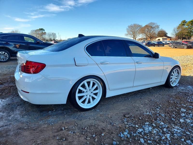 72615885 :رقم المزاد ، WBAFR1C52BDS36039 vin ، 2011 Bmw 528 مزاد بيع
