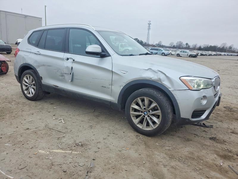 98433295 :رقم المزاد ، 5UXWX9C34H0W71200 vin ، 2017 Bmw X3 مزاد بيع