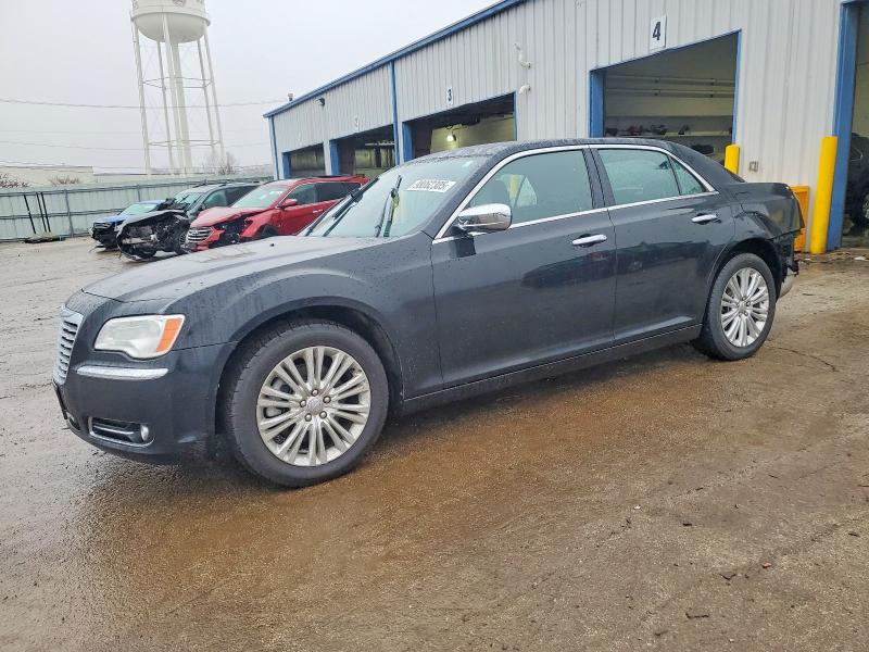 2013 Chrysler 300c მანქანა იყიდება აუქციონზე, vin: 2C3CCAKG8DH683124, აუქციონის ნომერი: 98062305
