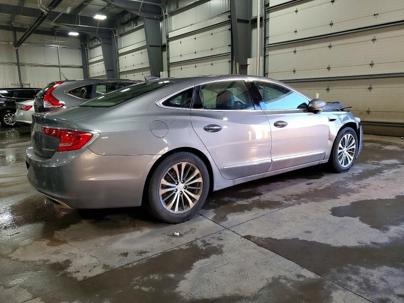 72833125 :رقم المزاد ، 1G4ZR5SS6JU131318 vin ، 2018 Buick Lacrosse مزاد بيع