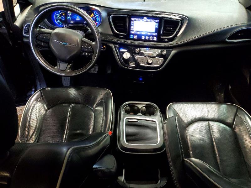73245145 :رقم المزاد ، 2C4RC1N78KR616824 vin ، 2019 Chrysler Pacifica مزاد بيع