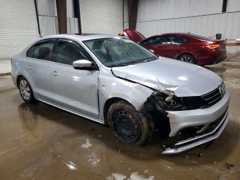 99317675 :رقم المزاد ، 3VW3A7AJ7FM245410 vin ، 2015 Volkswagen Jetta Tdi مزاد بيع