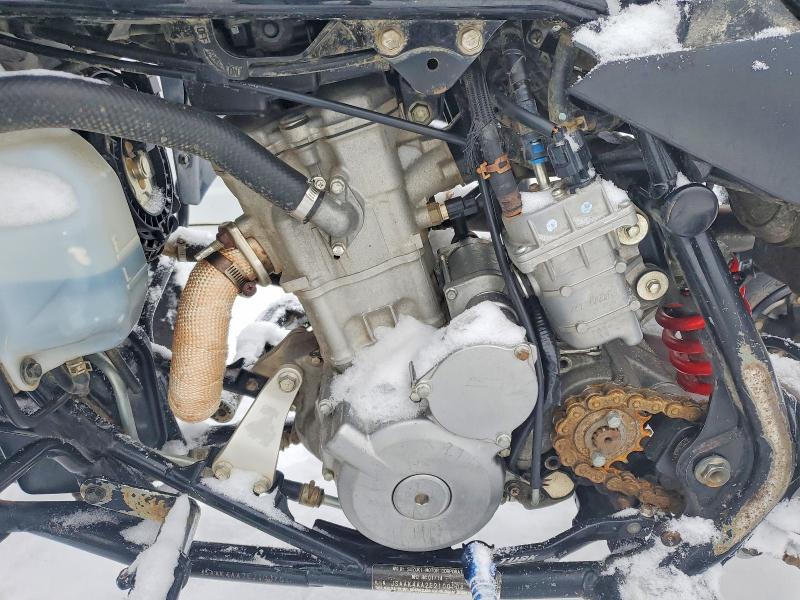 98020275 :رقم المزاد ، JSAAK4AA2E2100104 vin ، 2014 Suzuki Lt-a400 مزاد بيع
