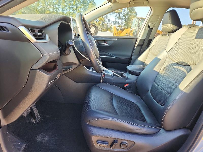 Продаж на аукціоні авто 2022 Toyota Rav4, vin: JTMD6RFV1ND059307, номер лоту: 73464255