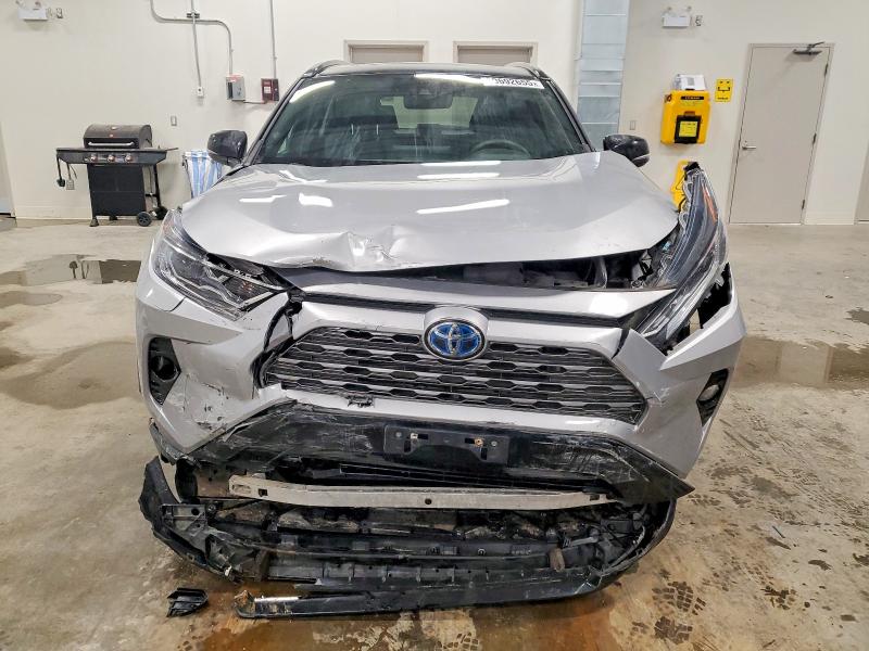 99692655 :رقم المزاد ، 2T3RWRFV2MW103693 vin ، 2021 Toyota Rav4 Xle مزاد بيع
