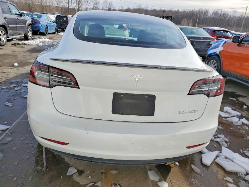 Продажа на аукционе авто 2022 Tesla Model 3, vin: 5YJ3E1EC1NF163806, номер лота: 74260475
