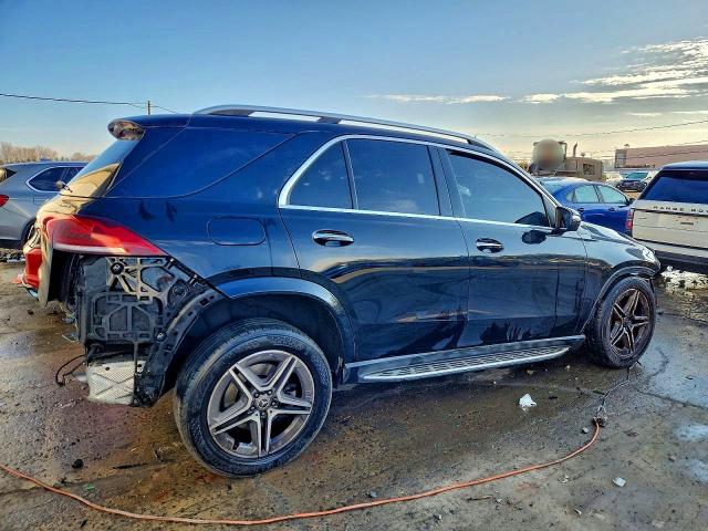 Продажа на аукционе авто 2020 Mercedes-benz Gle, vin: 4JGFB8GB9LA174136, номер лота: 99521125